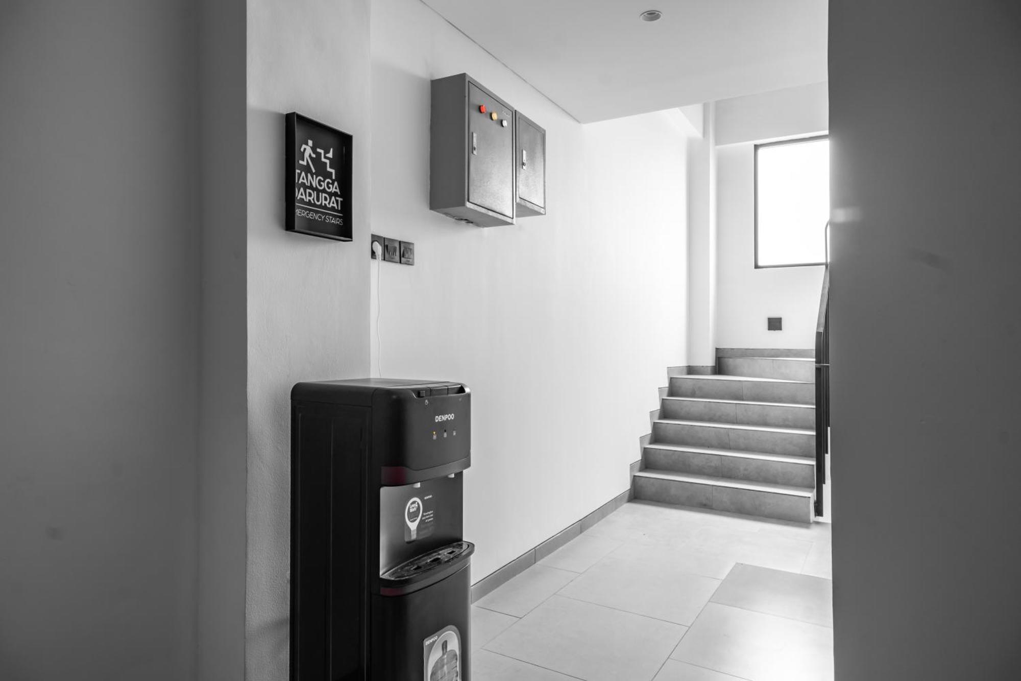 Assa Hotel Semarang Buitenkant foto